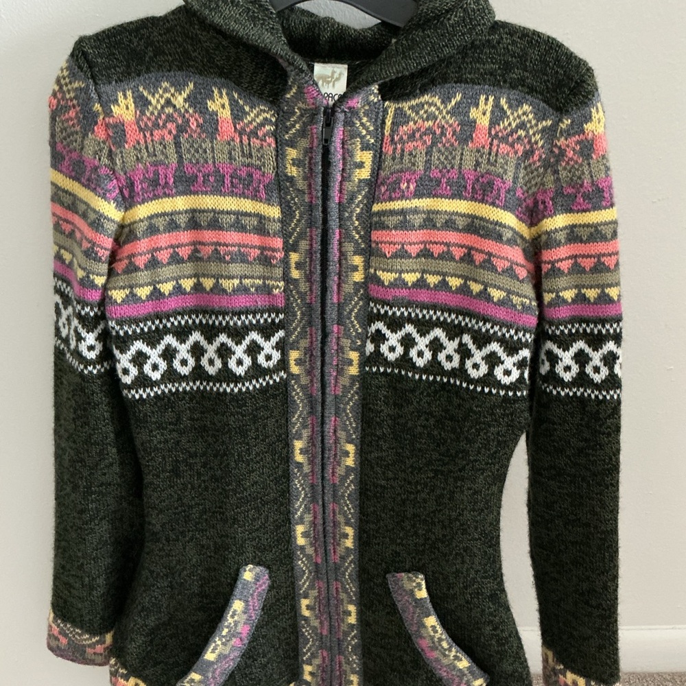 Alpaca Wool Hooded Cardigan – Llama Pattern, Full Zip